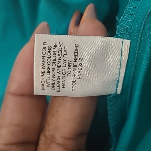 Excellent Condition NY & Comp 7th Ave Stretch Ankle pants. Size M - Picture 9 of 9